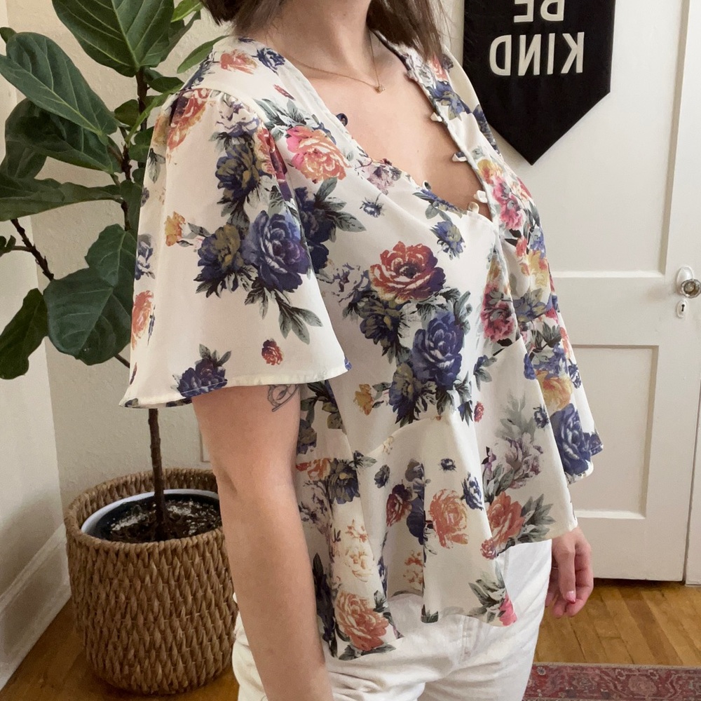 Floral Flounce Top